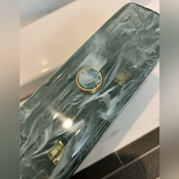 cult gaia Swirled Seafoam Green Acrylic Clutch - Picture 4 of 5